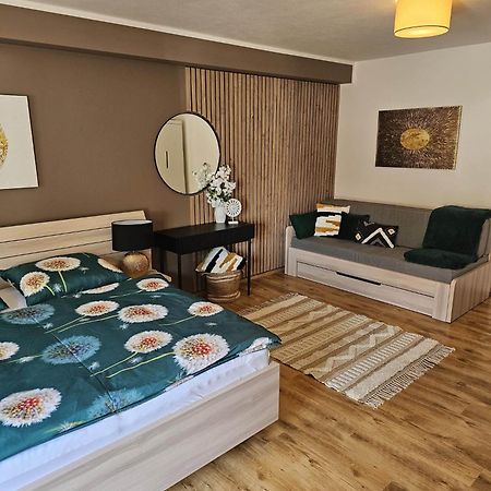 Apartmany Konevova Mikulov Buitenkant foto