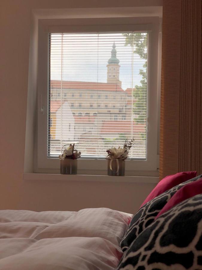 Apartmany Konevova Mikulov Buitenkant foto