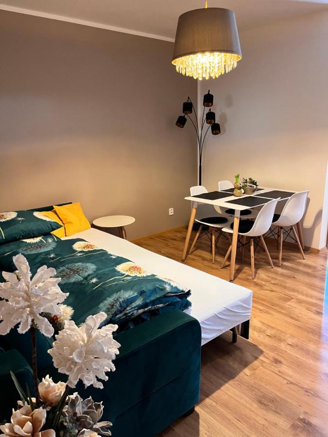Apartmany Konevova Mikulov Buitenkant foto